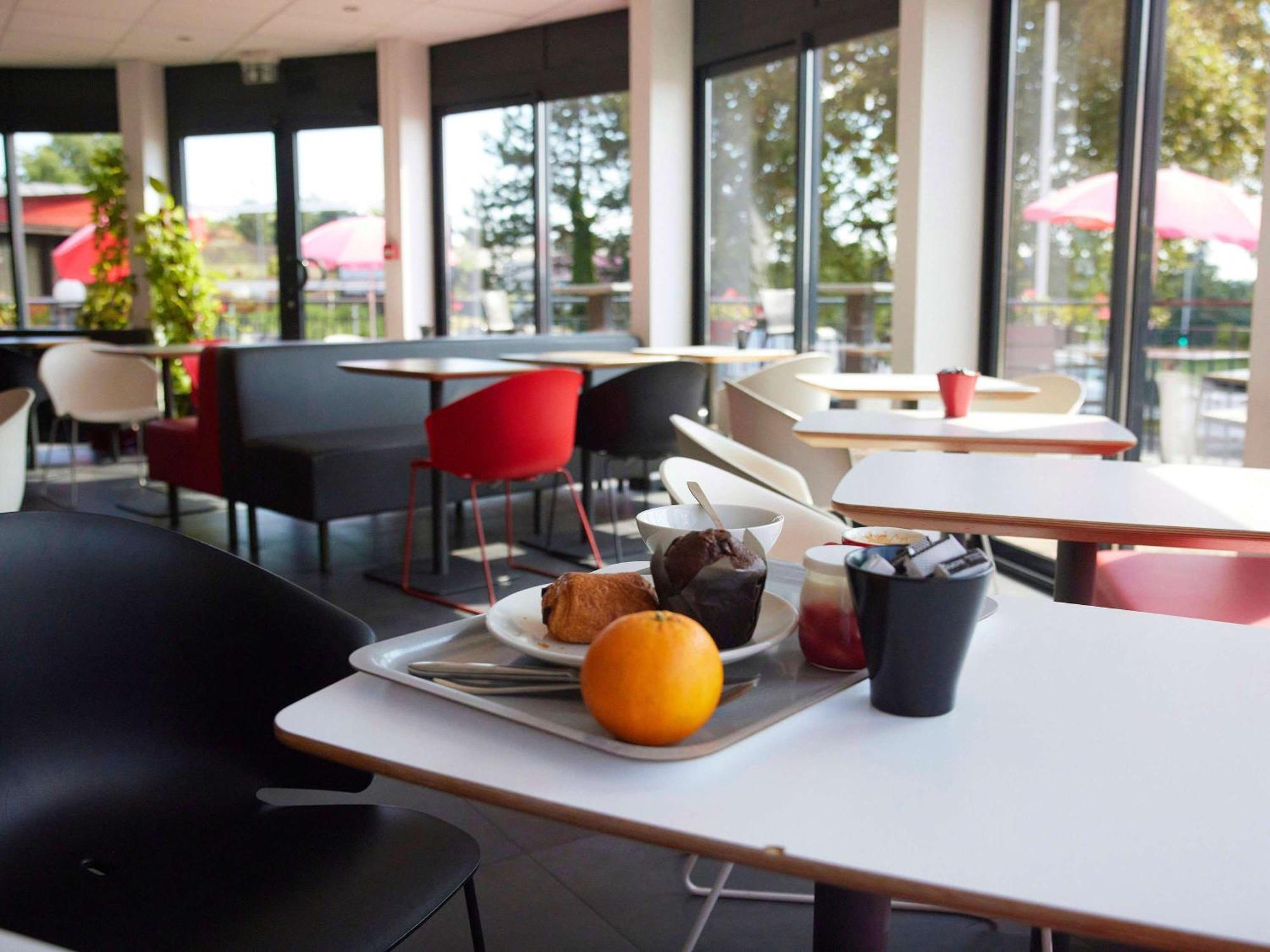 Ibis Chalon Sur Saone Nord Hotel ภายนอก รูปภาพ