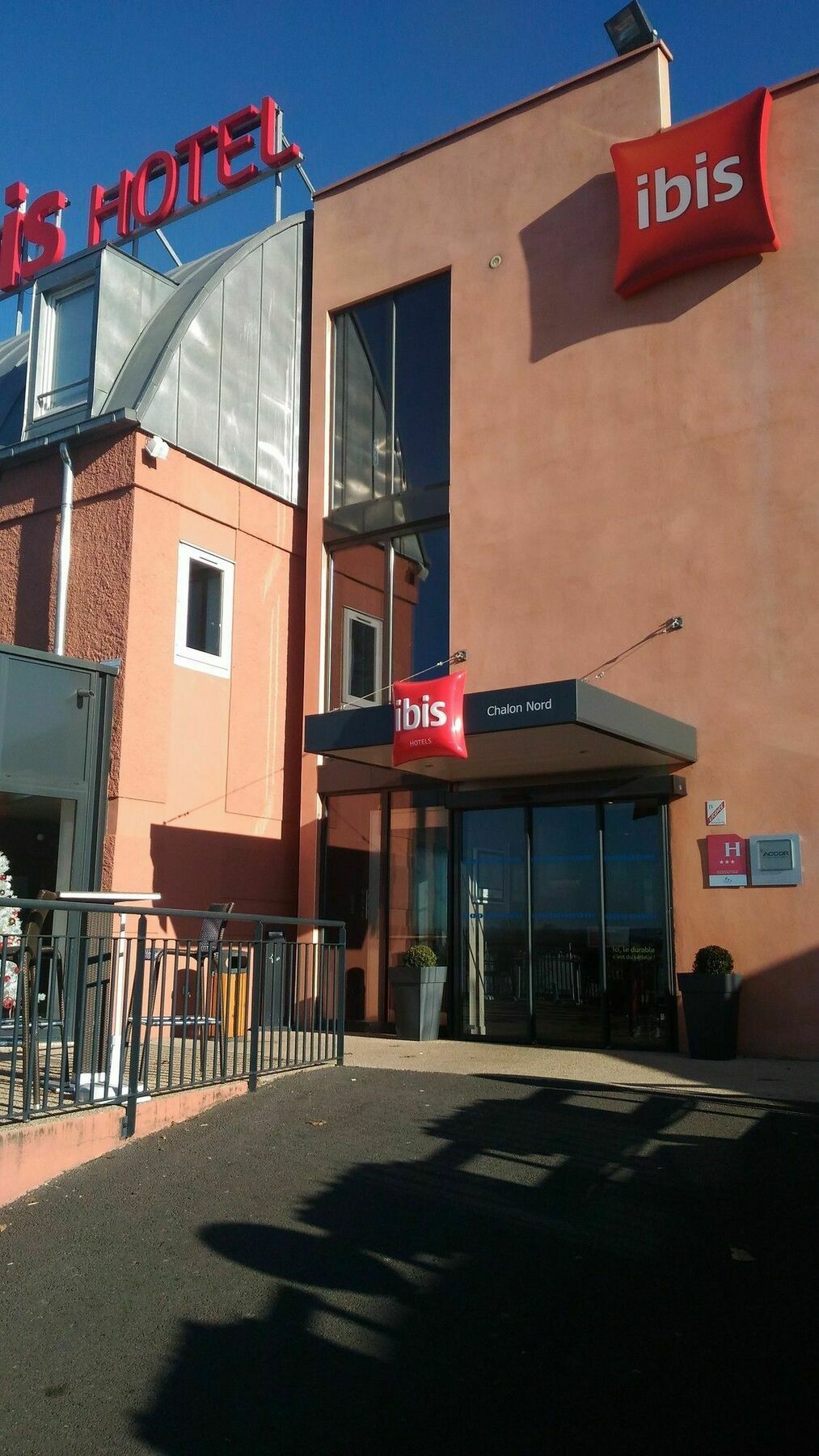 Ibis Chalon Sur Saone Nord Hotel ภายนอก รูปภาพ